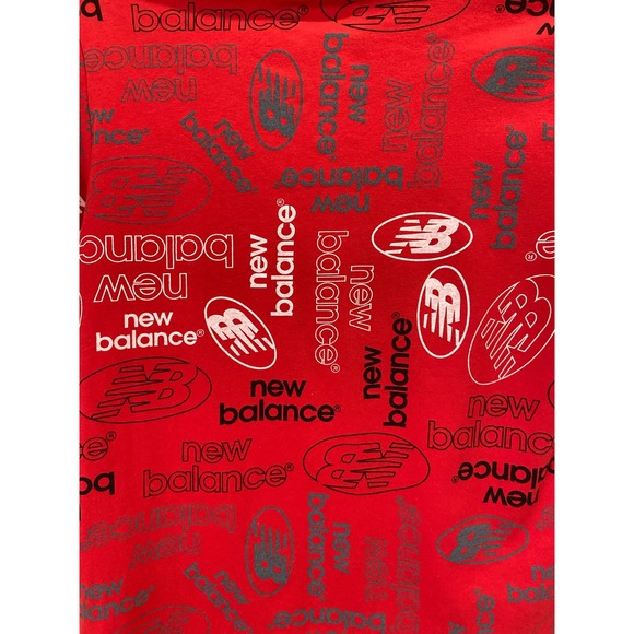 Elevate Your Sporty Style New Balance * True Red & Black Crewneck Tee SZ 10 k206 - Picture 7 of 9